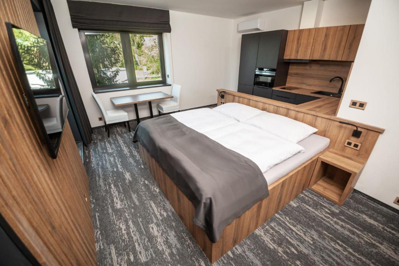 Hotel Kras Jedovnice Extérieur photo