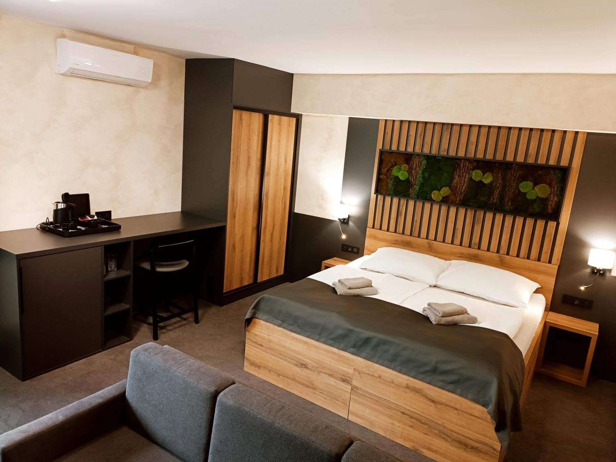 Hotel Kras Jedovnice Extérieur photo