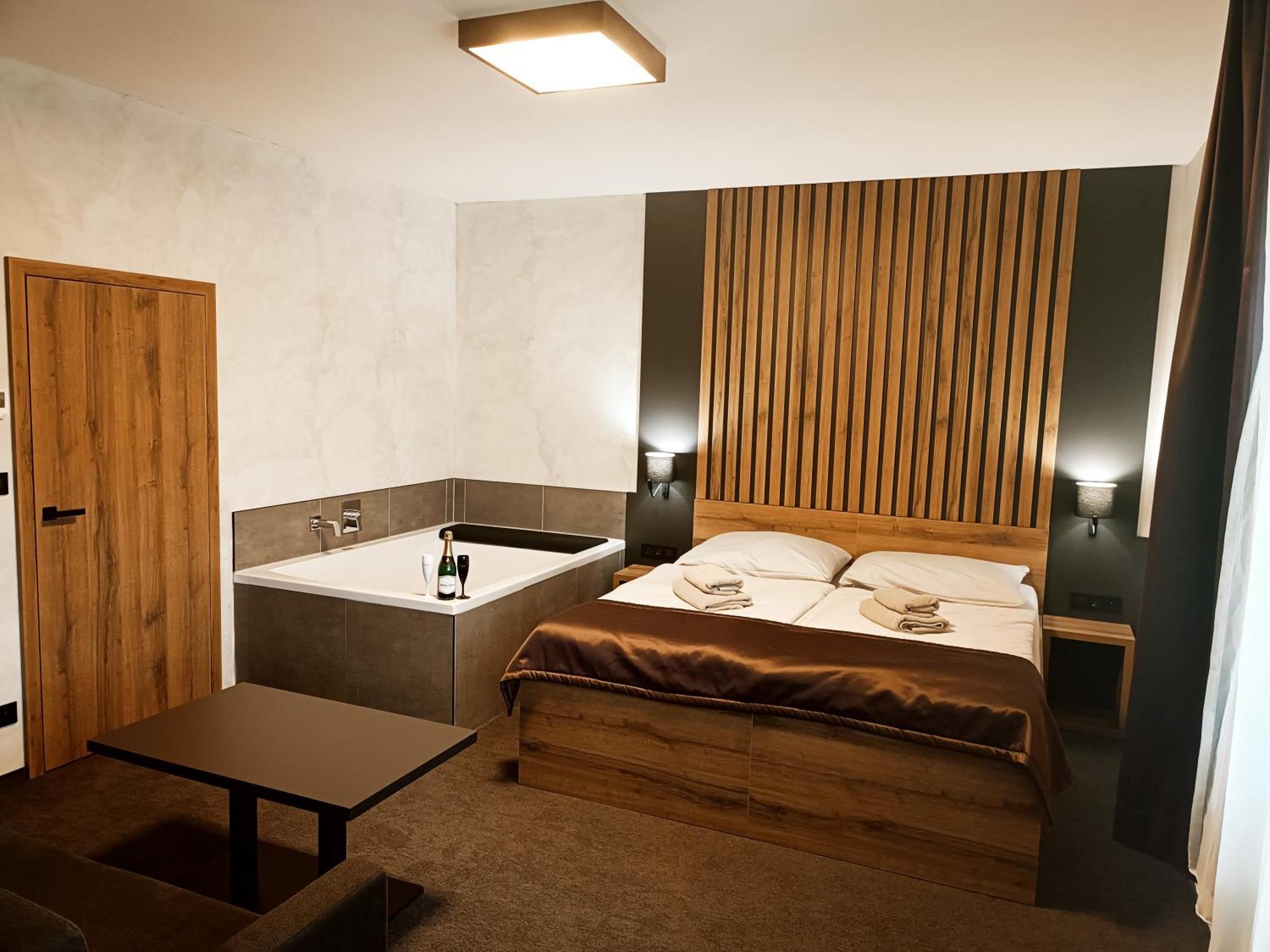 Hotel Kras Jedovnice Extérieur photo